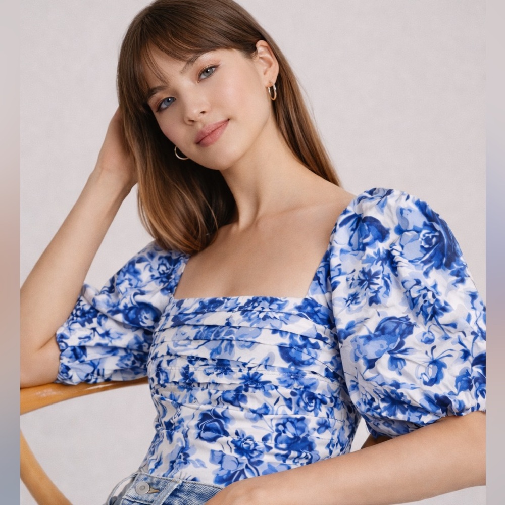 Abercrombie & Fitch Blue Floral Puff Sleeve Smocked Top | NWT | L